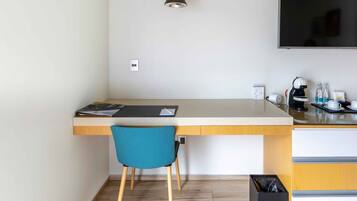 Habitación estándar, 1 cama King size | Ropa de cama de alta calidad y edredón