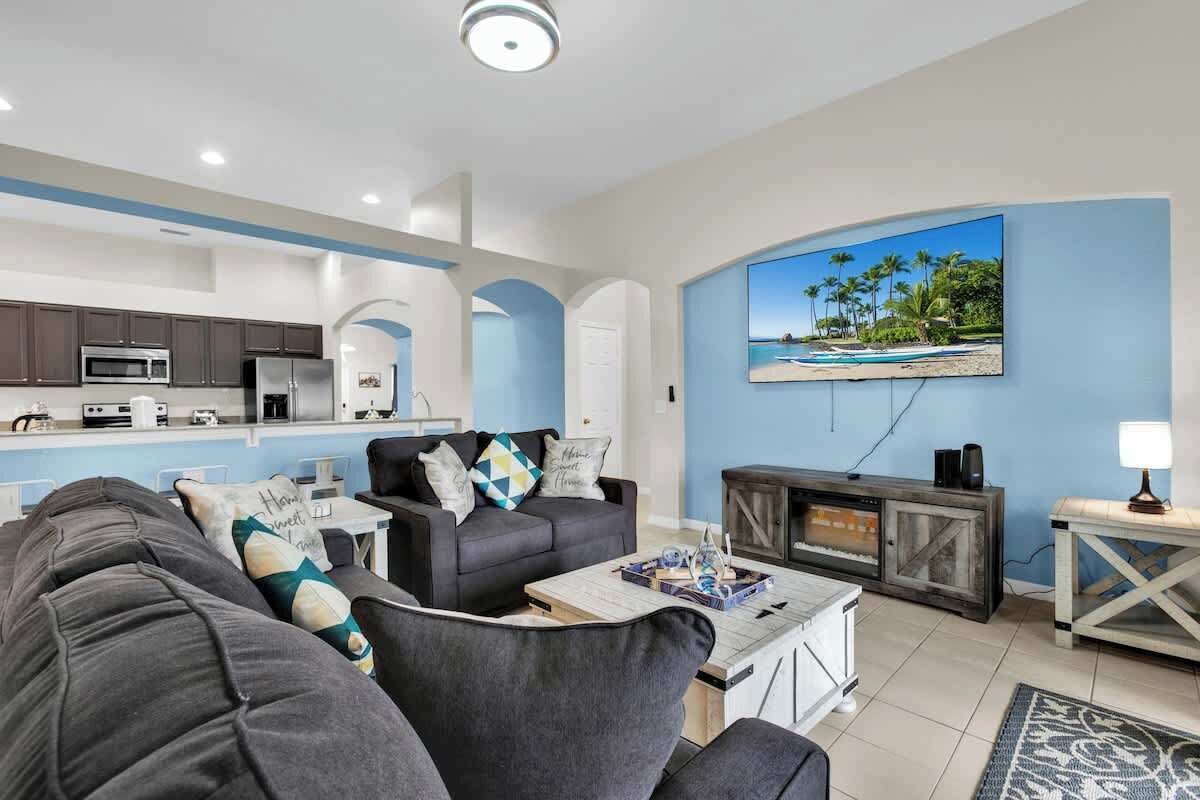 TV, peis, videospill og kontorer