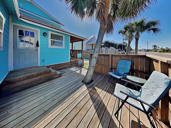 Casa De Poe By Silver Sands Vacation Rentals - Port Aransas Beach, TX