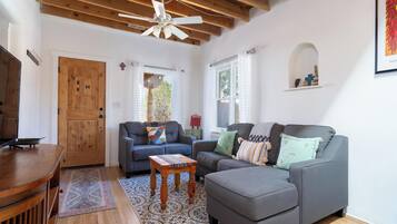 House (2 Bedrooms) | Front of property