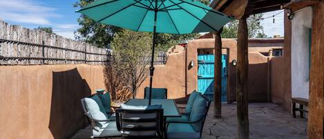 House (2 Bedrooms) | Property amenity