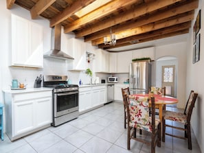 House (2 Bedrooms) | Property amenity - Daisy Casita by Kokopelli Property Management (Santa Fe)