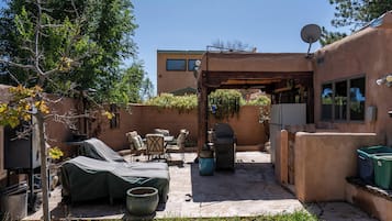 House (2 Bedrooms) | Property amenity