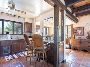 House (2 Bedrooms) | Property amenity - Rexie's Place by Kokopelli Property Management (Santa Fe)