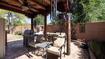 House (2 Bedrooms) | Property amenity