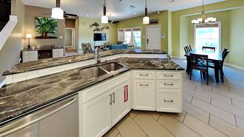 House (3 Bedrooms) | Kemudahan hartanah