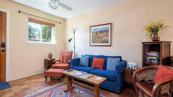 Condo (1 Bedroom) | Property amenity