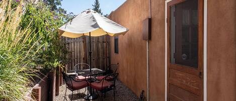 Condo (1 Bedroom) | Property amenity