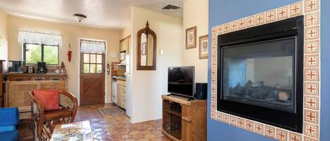 Condo (1 Bedroom) | Front of property