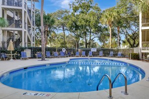 Outdoor pool - Seaside Villa 142 (Hilton Head Island)