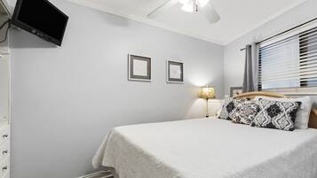 Condo, Multiple Beds, Balcony, Beach View | 1 bedroom, individually decorated, individually furnished, free WiFi