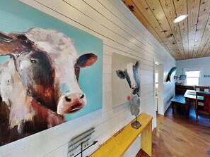 Property amenity - Rp14 - Cassie's Surfing Cow Cottage (Port Aransas)