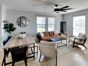 Ferienhaus, Mehrere Betten, Poolzugang, Meerblick | Speisen