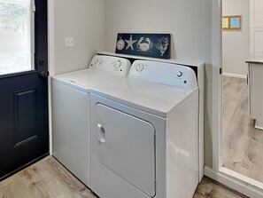 Ferienhaus, Mehrere Betten, Terrasse, Gartenblick | Innenbereich