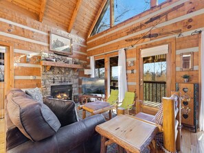 Studio (1 Bedroom) | Property amenity - Little Bear Lookout by Jackson Mountain Rentals (Gatlinburg)