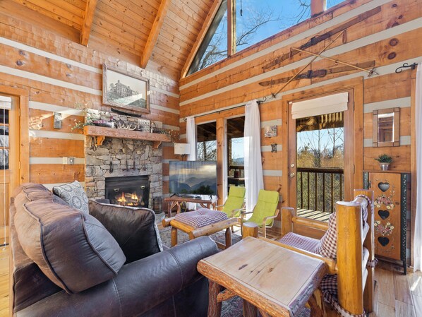 Studio (1 Bedroom) | Property amenity