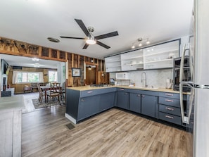 開放式客房 (2 Bedrooms) | 住宿設施服務