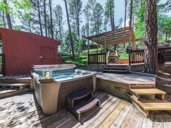Studio (2 Bedrooms) | Property amenity - Midtown Lodge by Ruidoso Vacation Rentals (Ruidoso)