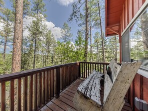 Studio (2 Bedrooms) | Property amenity