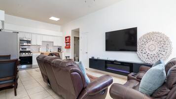 House, Multiple Beds, Patio, Garden View | Living area | TV, fireplace