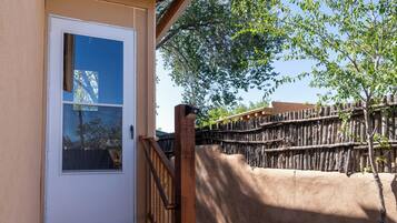 House (2 Bedrooms) | Property amenity