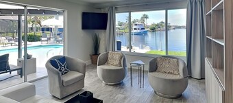 Nauti Mermaid by Distinctive Beach Rentals