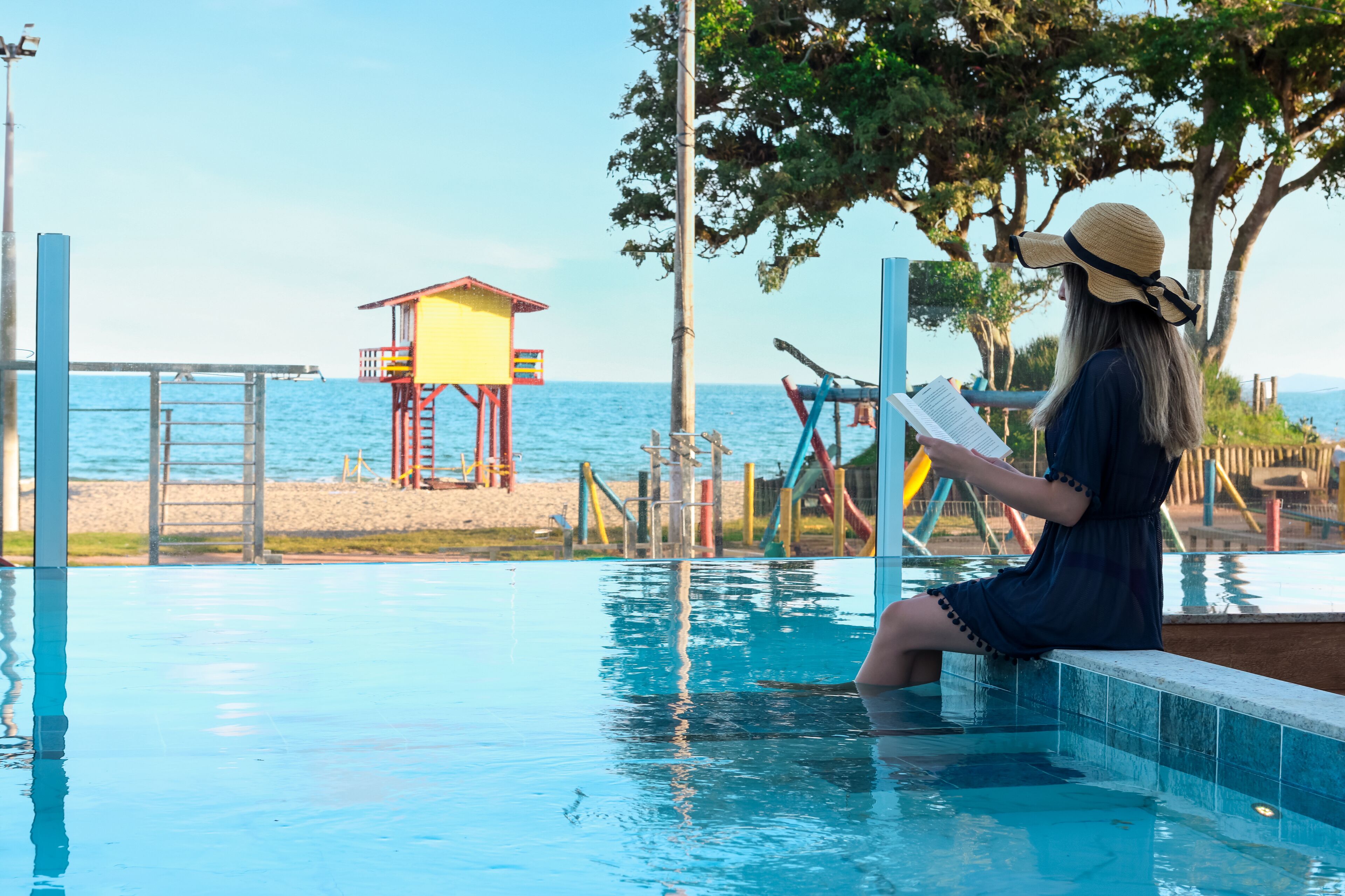 24-tommers fladskærms-tv med digitale kanaler