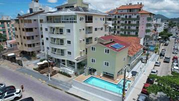 TV de tela plana 24 polegadas com canais digitais