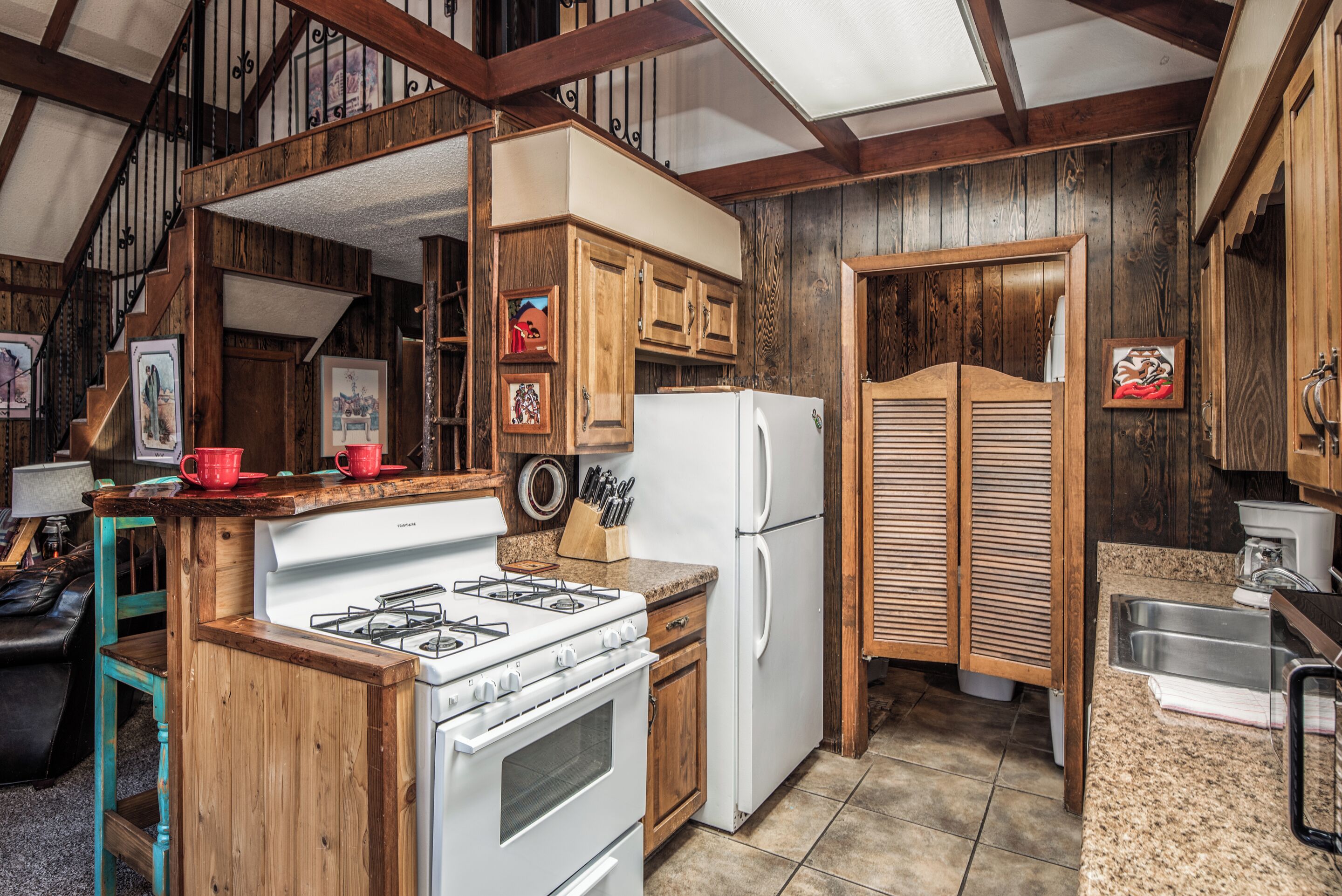 Studio (3 Bedrooms) | Property amenity