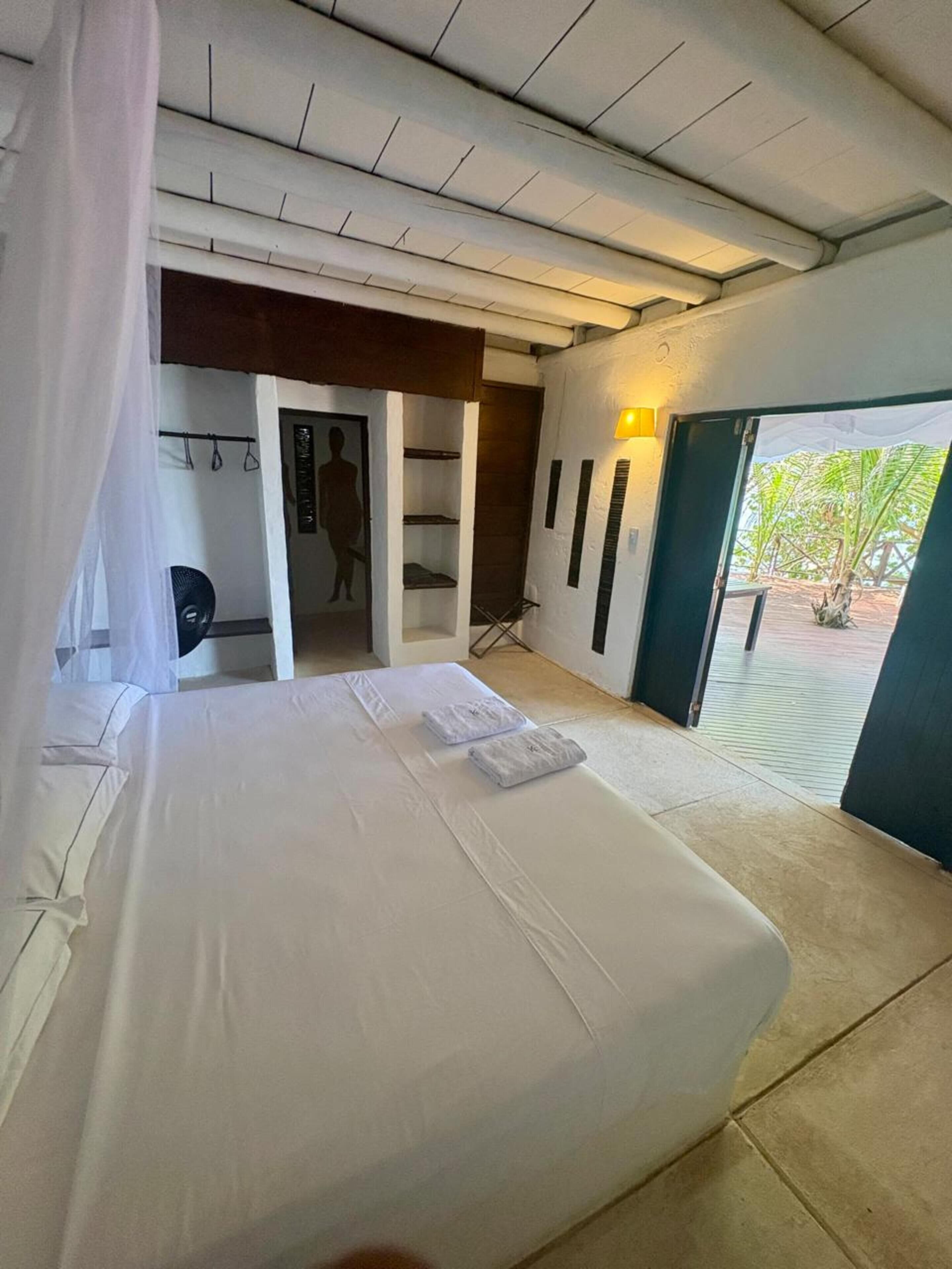 高級雙人房 | 獨特裝修、免費 Wi-Fi、床單