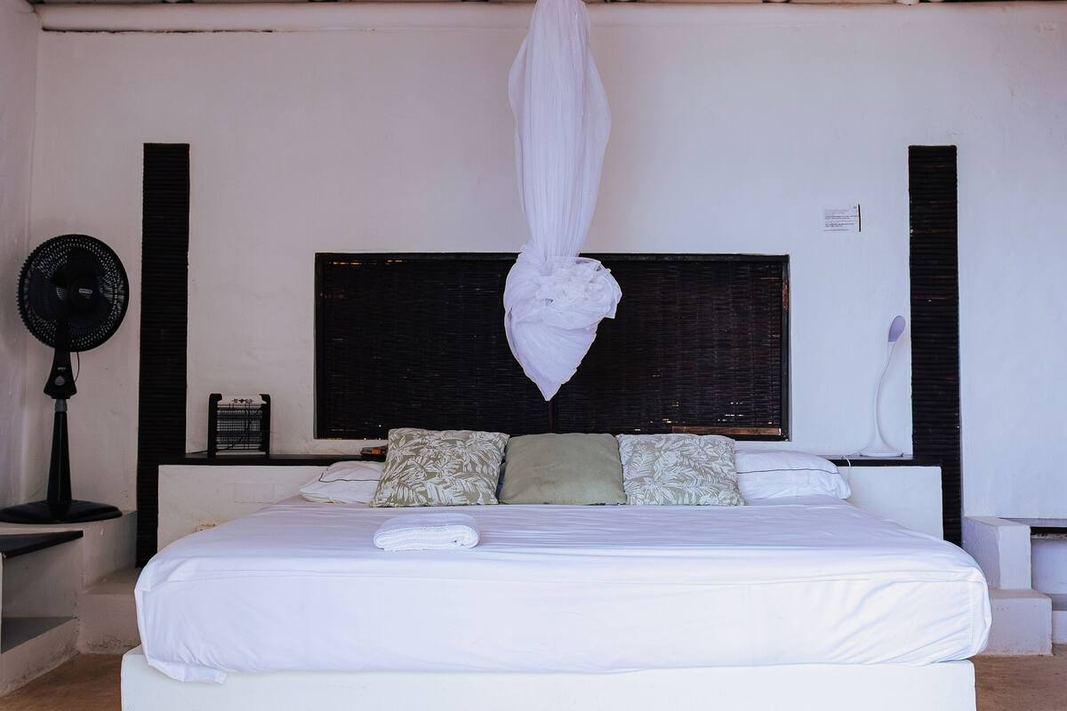 Premium Double Room | WiFi (free), individually furnished, bed sheets