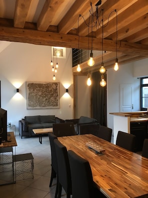 Dining - Gîte LE Pressoir (Huisseau-sur-Cosson)