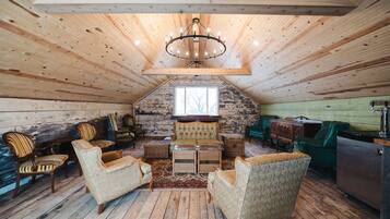 Perincian bahagian dalam