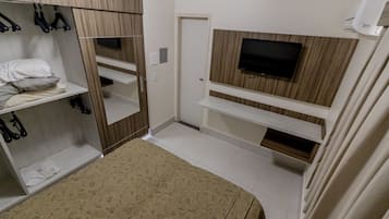 1 غرفة نوم وخزنة داخل الغرفة وواي فاي مجانًا