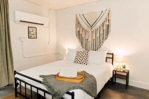 1 室のベッドルーム、WiFi