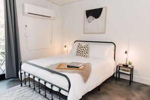 Strykejern/-brett, wi-fi og sengetøy