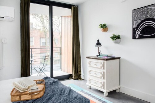 The Lillian – Cozy Downtown Atlanta Skyline Stay