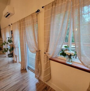 Interior - Riverfront Home Near Yosemite: The River Sage (Mariposa)