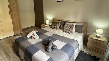 1 bedroom, iron/ironing board, free WiFi, bed sheets