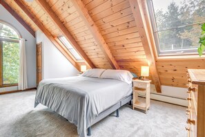 3 soverom, strykejern/-brett, wi-fi og sengetøy