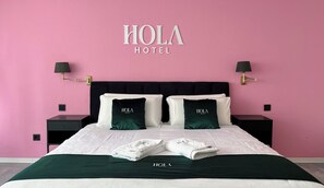 Double Room | 1 bedroom, hypo-allergenic bedding, desk, laptop workspace