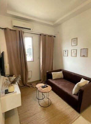 Living area - Merryhome, Studio Avec bcp de Charme (Abidjan)