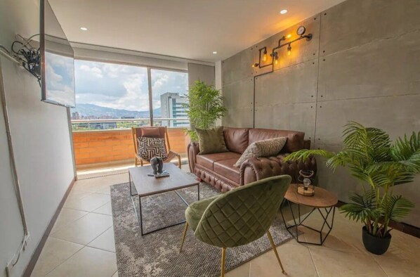 Smart TV - High-Rise two-bedroom apartment! (Medellín)