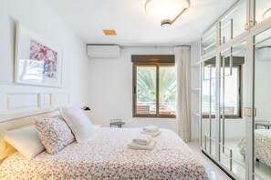 2 soverom, strykejern/-brett, wi-fi (inkludert) og sengetøy