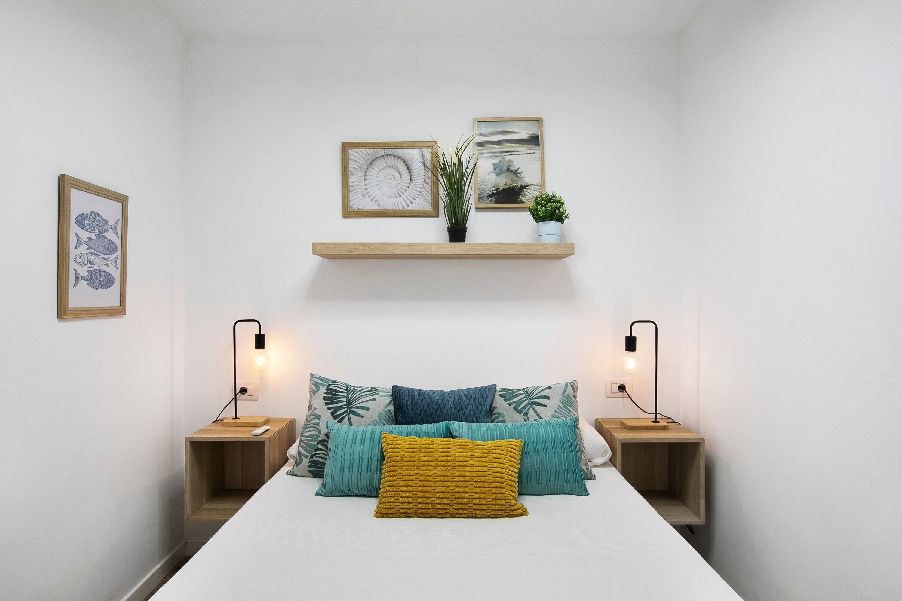 2 dormitorios, tabla de planchar con plancha, wifi gratis y ropa de cama