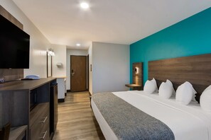 Suite, 1 kingsize bed, niet-roken, koelkast en magnetron (with Sofabed) | Luxe beddengoed, een bureau, een laptopwerkplek