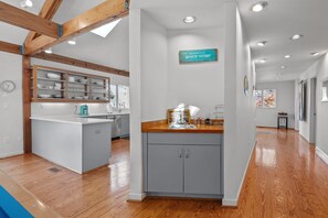 Interior - Sail Away - Croatan VB home with billiards table (Virginia Beach)