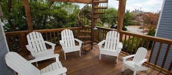 Pelican Perch (Rear Unit)