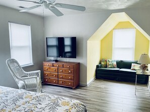 4 bedrooms, WiFi, bed sheets