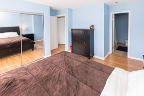 2 bedrooms, WiFi, bed sheets